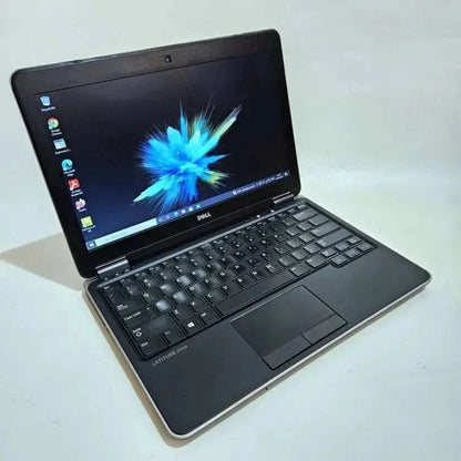 Dell Latitude E7240 Laptop Dell SariQart